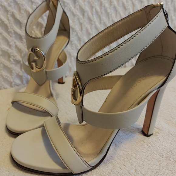 GUCCI Interlocking GG Gladiator Sandal Heels - Picture 7 of 16